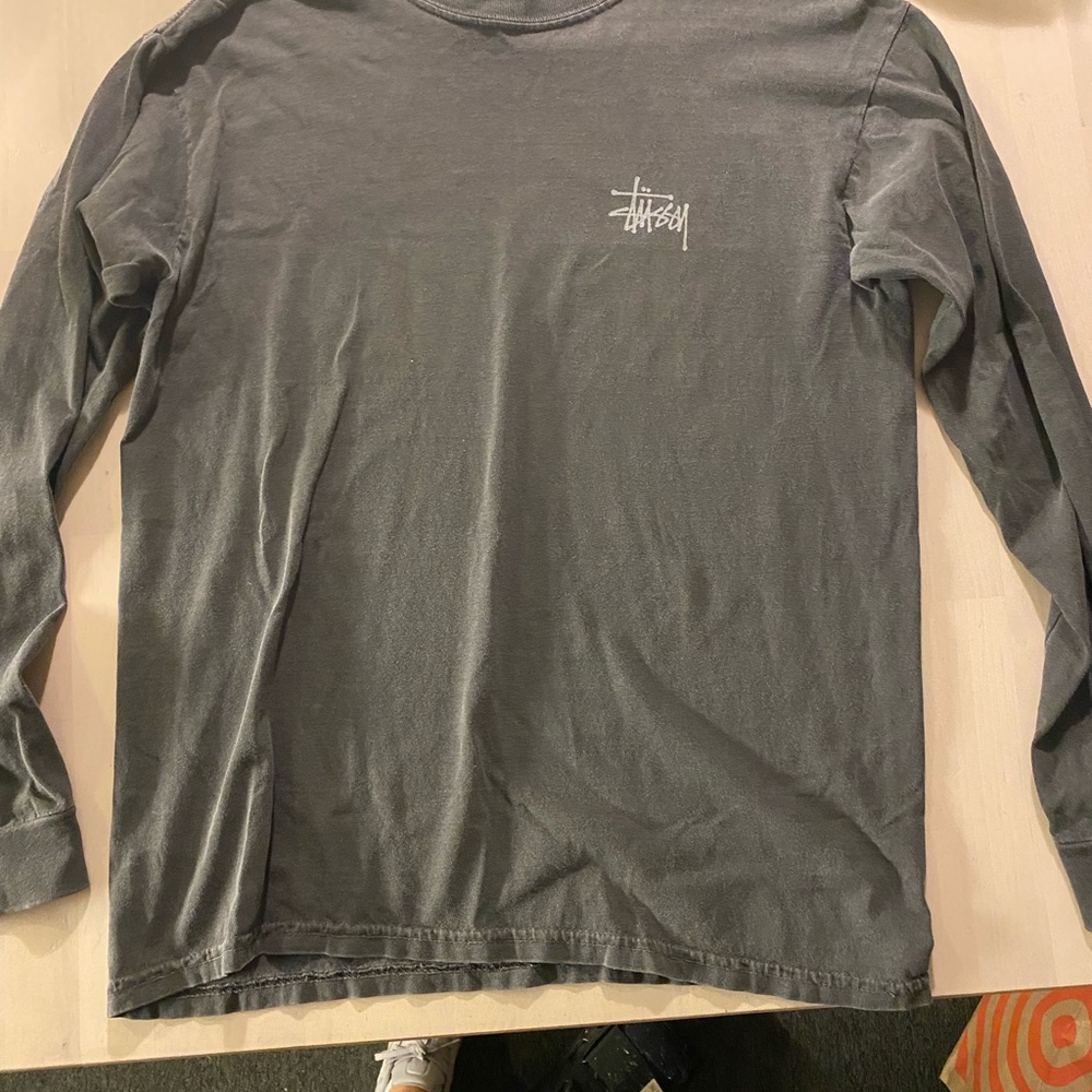Mens Stussy long sleeve tee.